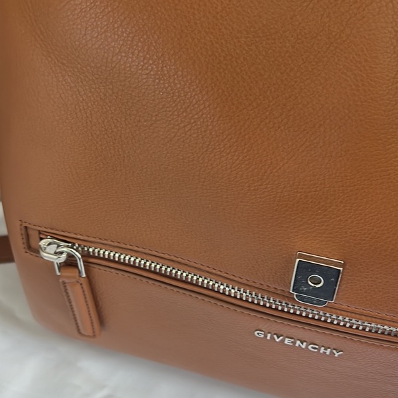 Givenchy Medium Pandora Pure in Hazel - Picture 4 of 16